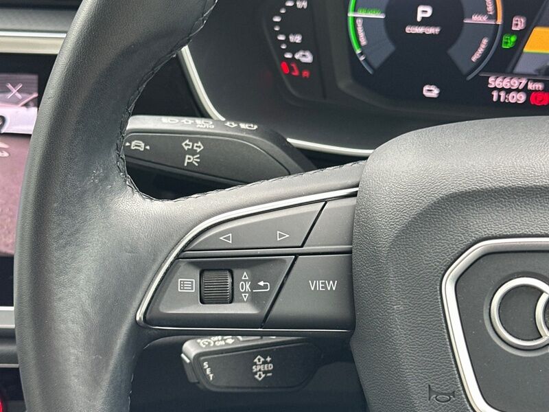More views of Audi Q3