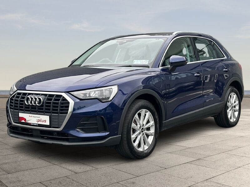 More views of Audi Q3