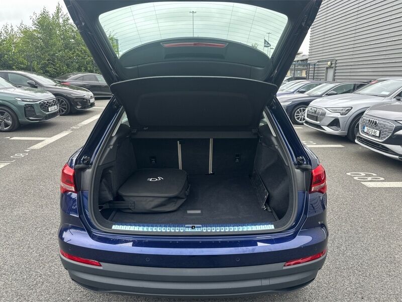 More views of Audi Q3