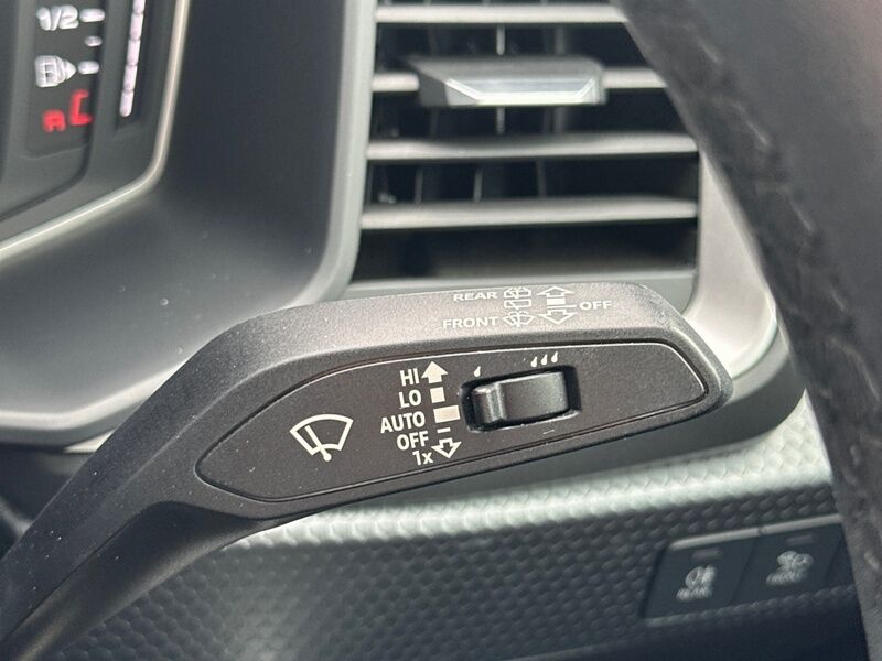 More views of Audi A1