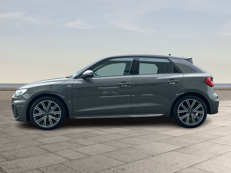 More views of Audi A1
