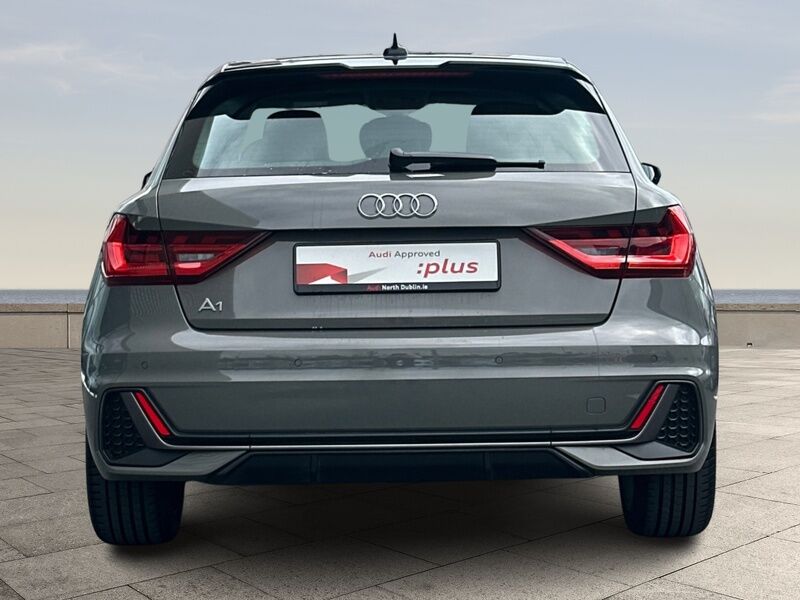 More views of Audi A1