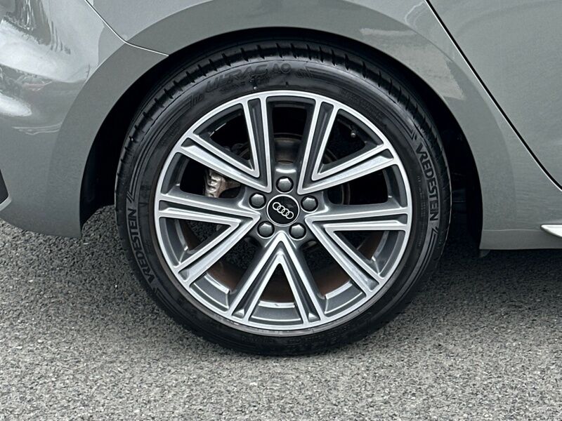 More views of Audi A1