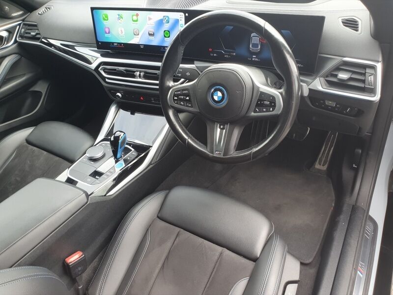 More views of BMW i4