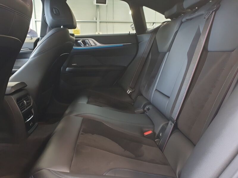 More views of BMW i4