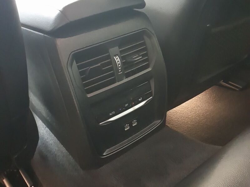 More views of BMW i4