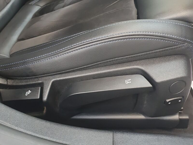 More views of BMW i4