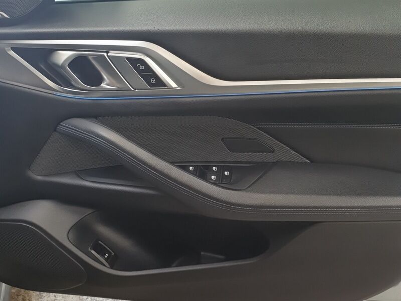 More views of BMW i4