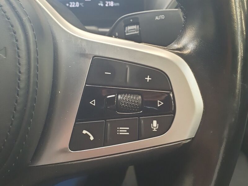 More views of BMW i4