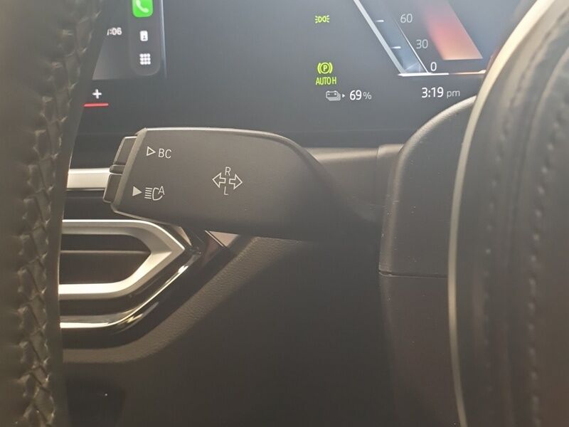 More views of BMW i4