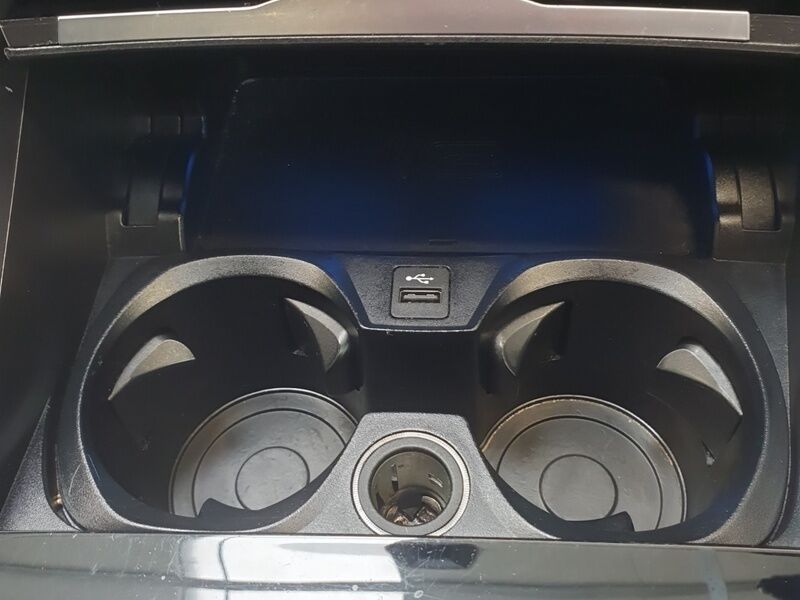 More views of BMW i4