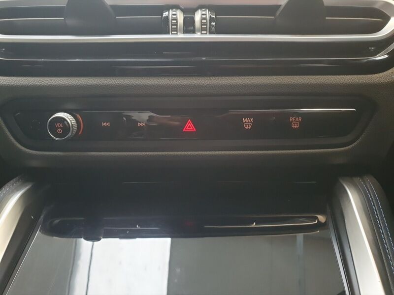 More views of BMW i4