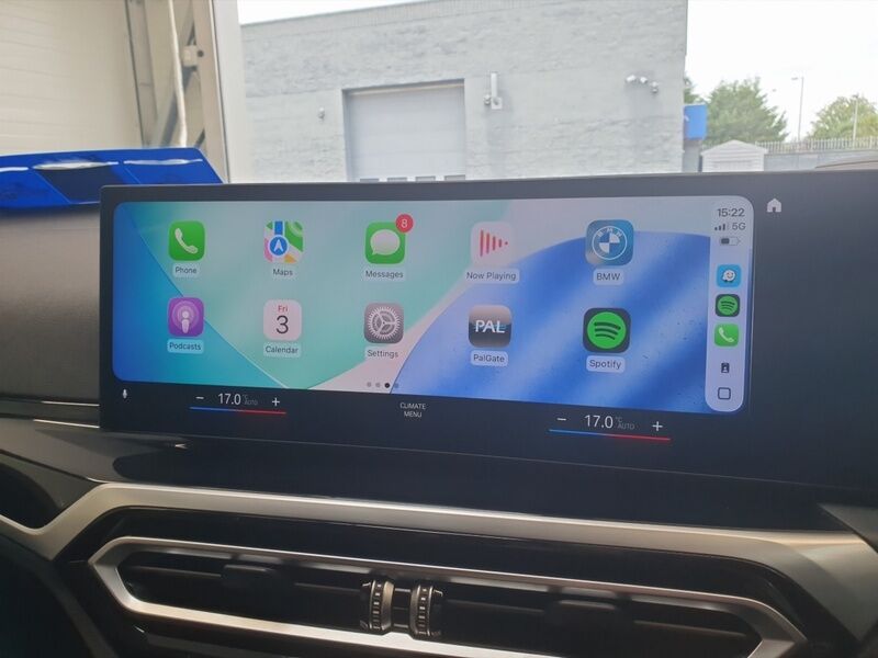 More views of BMW i4