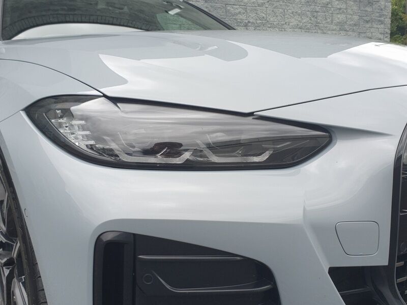 More views of BMW i4