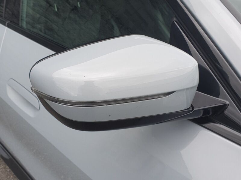 More views of BMW i4