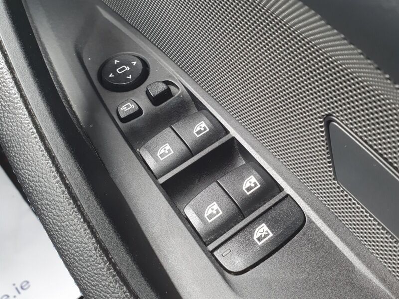 More views of BMW i4