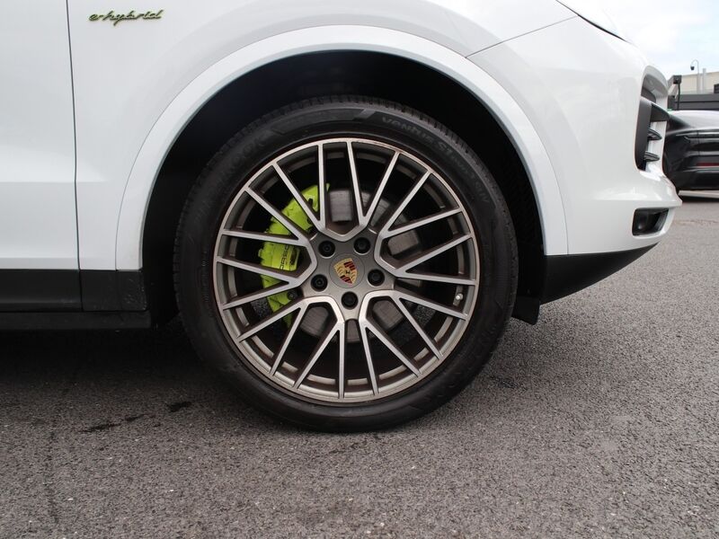 More views of Porsche Cayenne