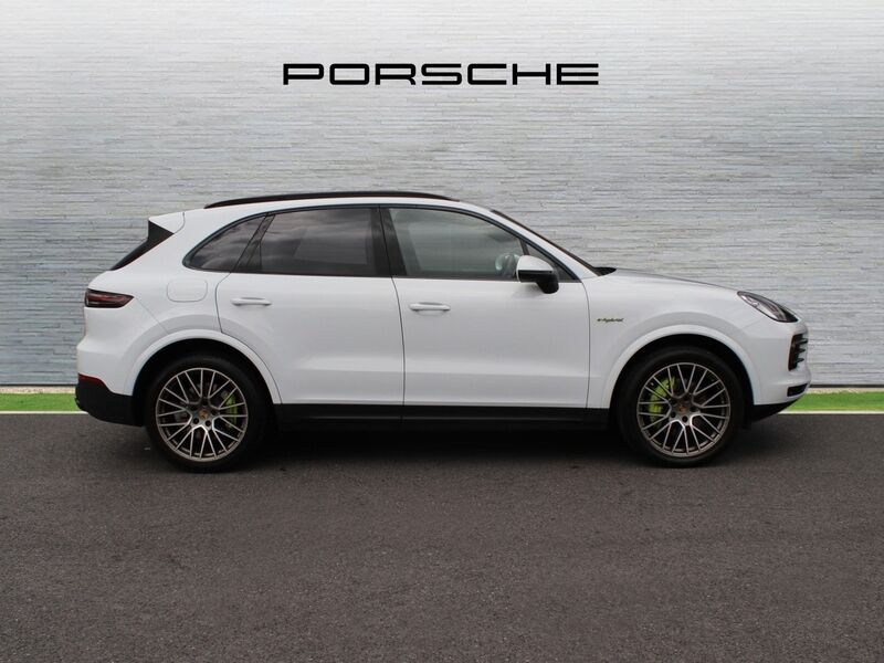 More views of Porsche Cayenne