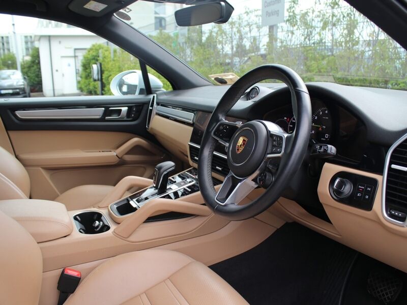 More views of Porsche Cayenne