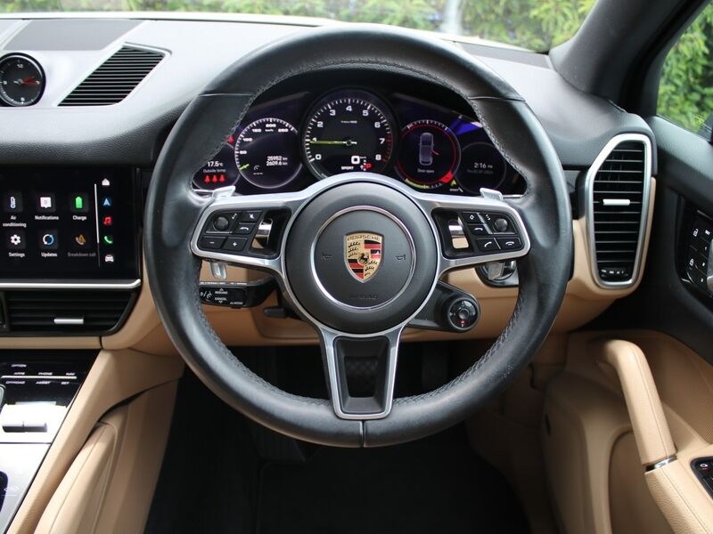 More views of Porsche Cayenne