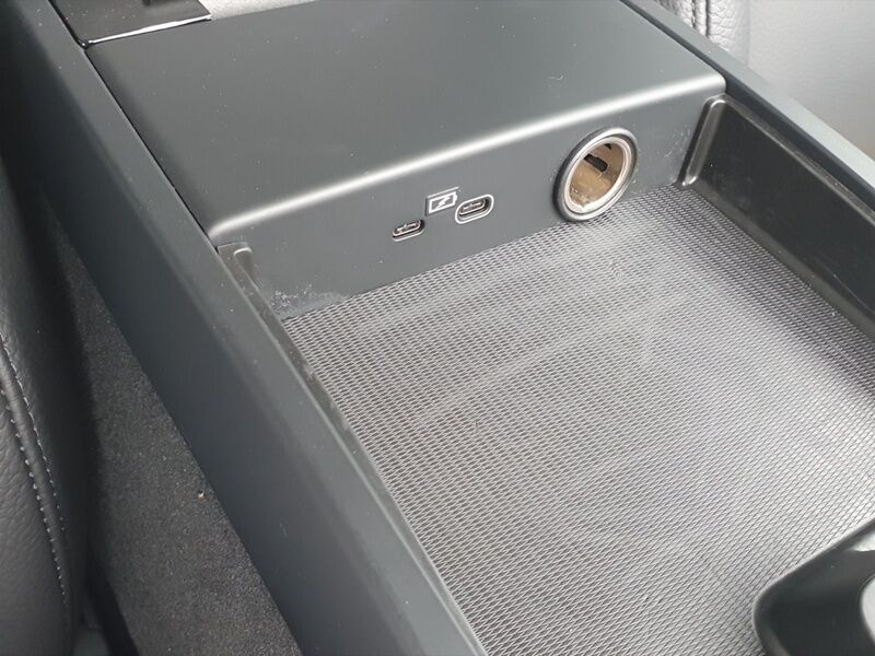 More views of Volvo V60