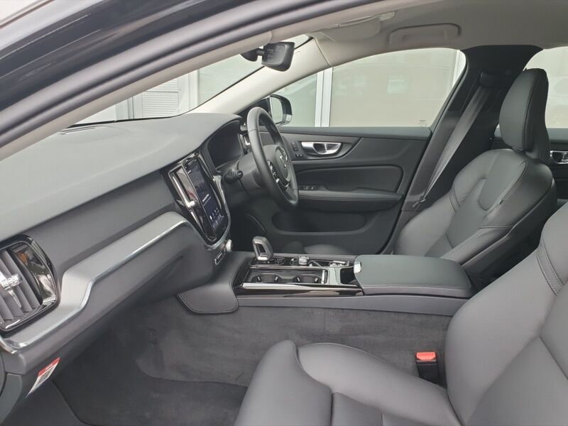 More views of Volvo V60