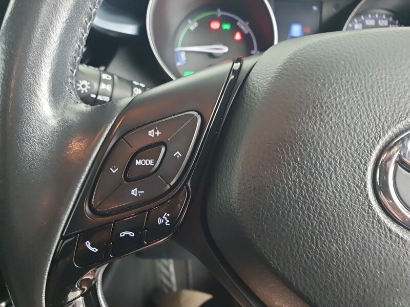 More views of Toyota C-HR