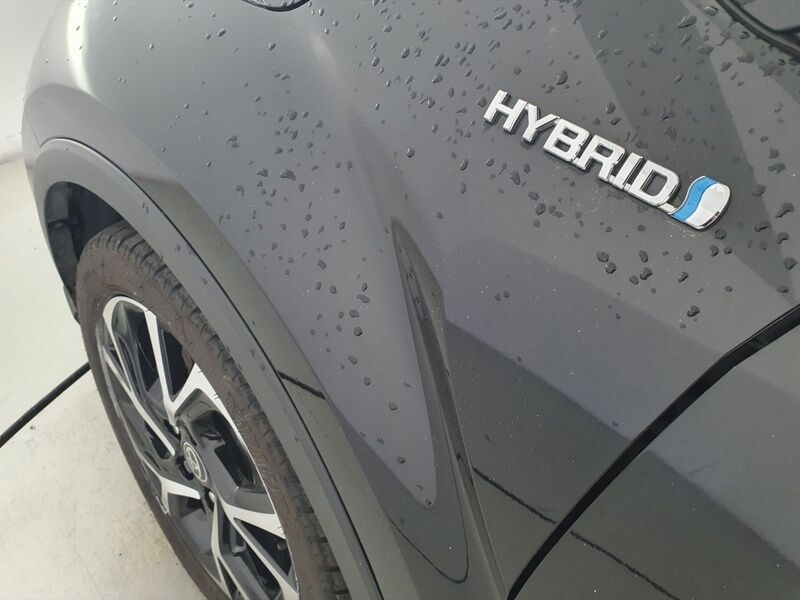 More views of Toyota C-HR