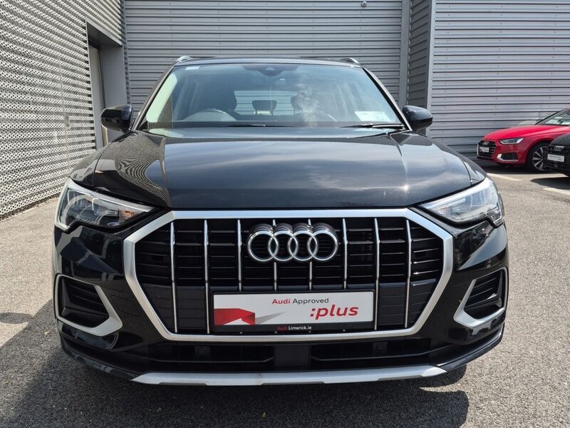 More views of Audi Q3