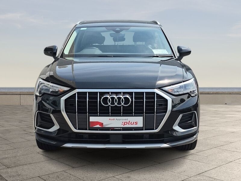 More views of Audi Q3