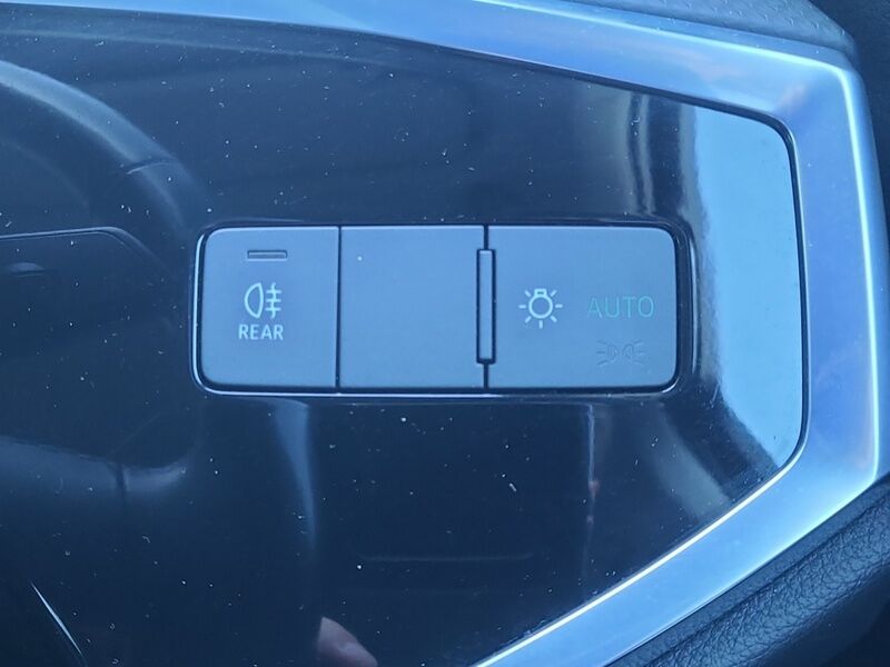 More views of Audi Q3