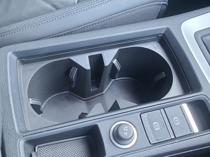 More views of Audi Q3