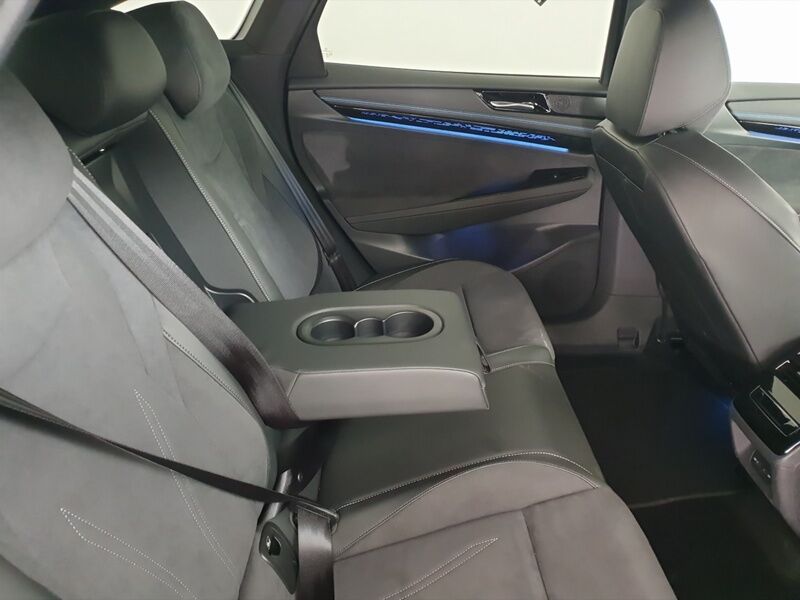 More views of Volkswagen ID.7