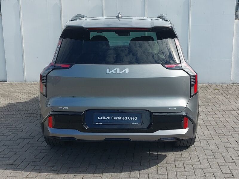 More views of Kia EV9