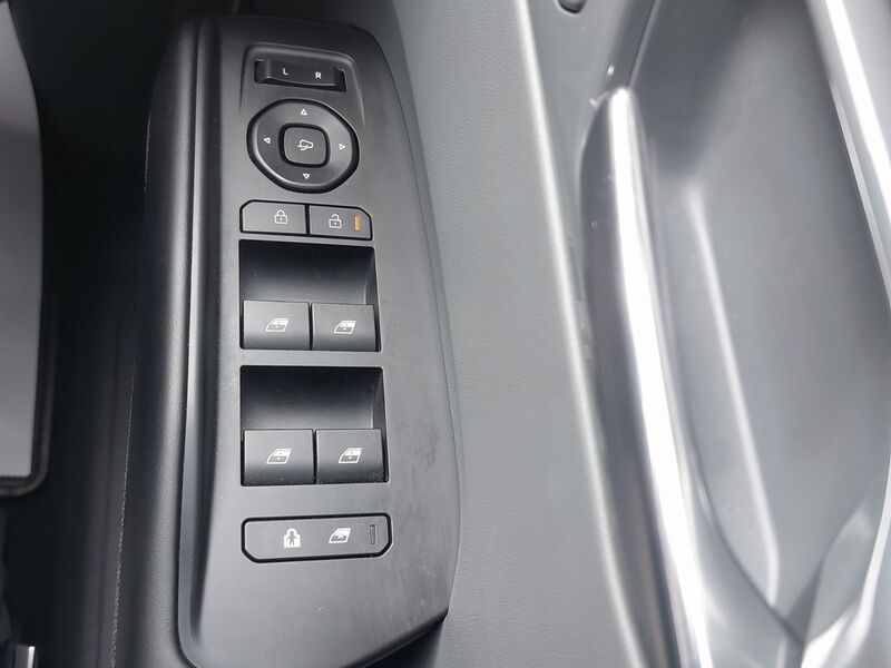 More views of Kia EV9