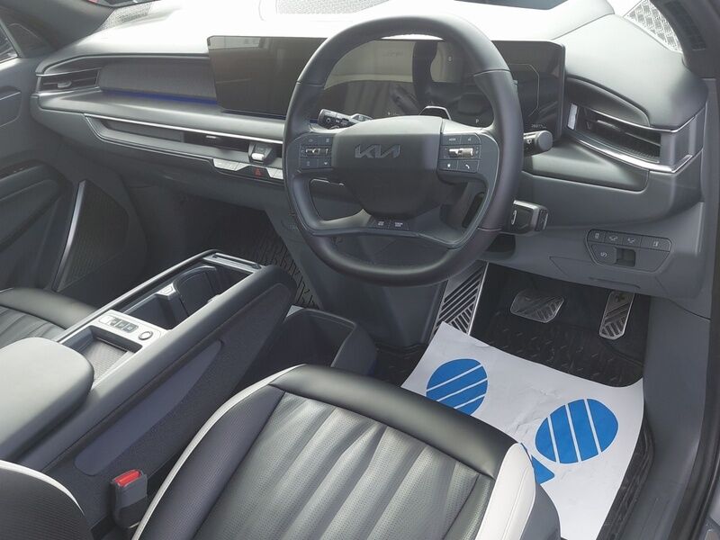 More views of Kia EV9