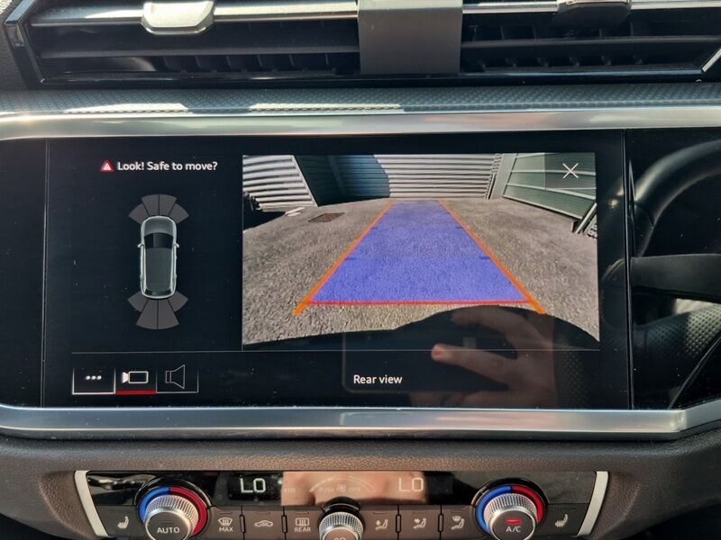 More views of Audi Q3