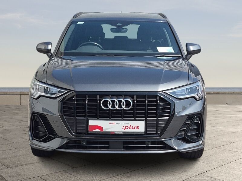 More views of Audi Q3