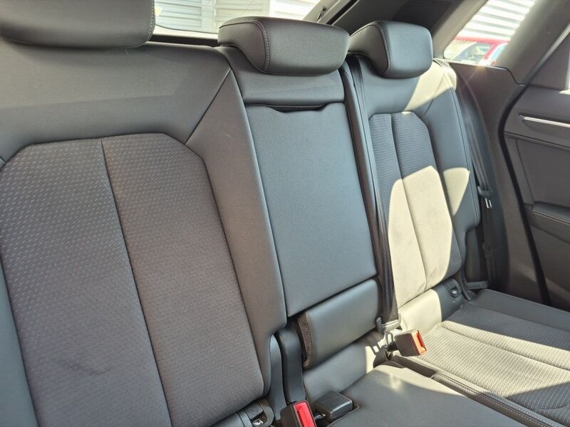 More views of Audi Q3