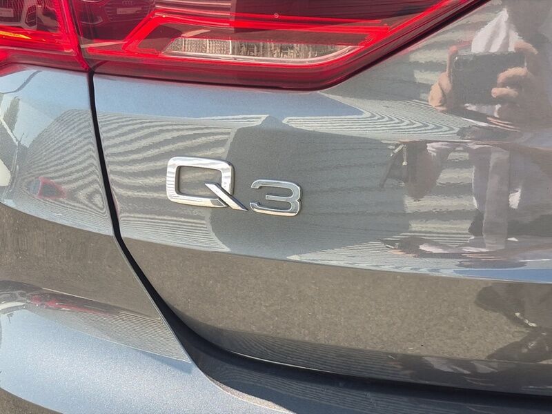 More views of Audi Q3