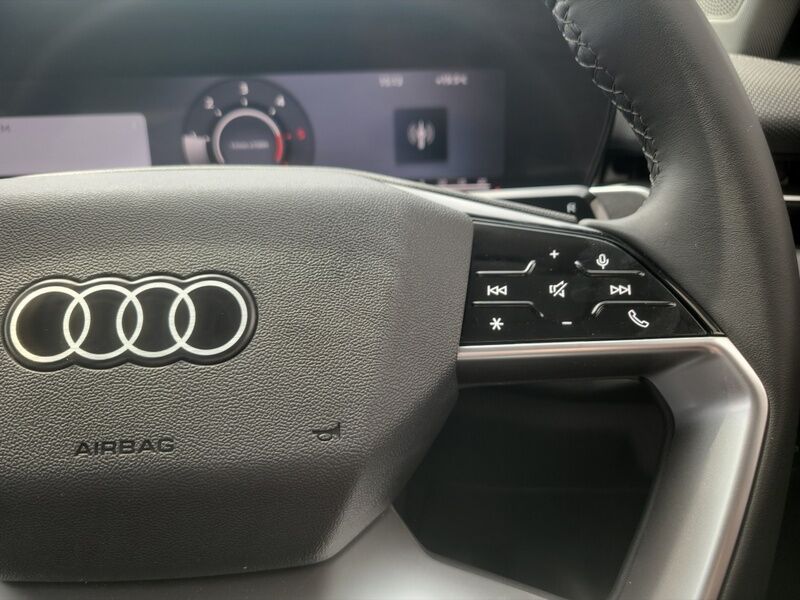 More views of Audi Q3