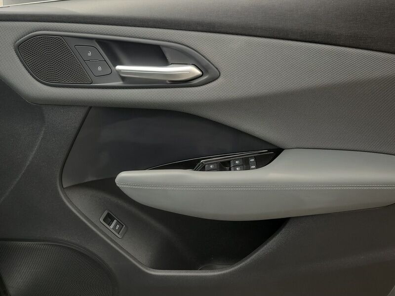 More views of Audi Q3