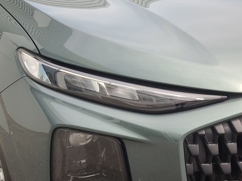 More views of Audi Q3