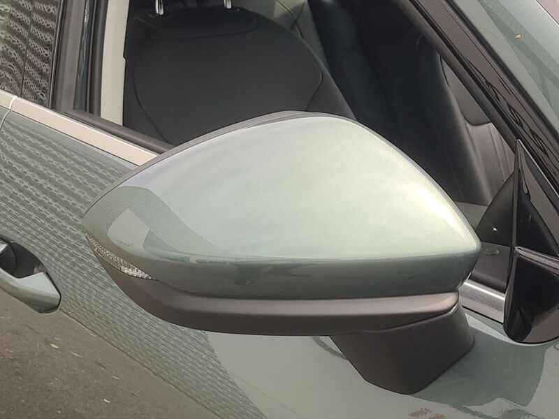 More views of Audi Q3