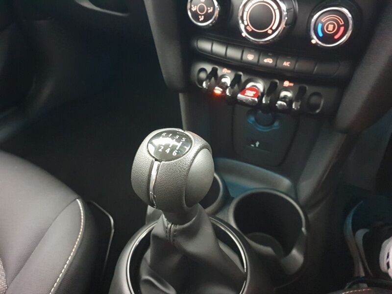 More views of Mini One