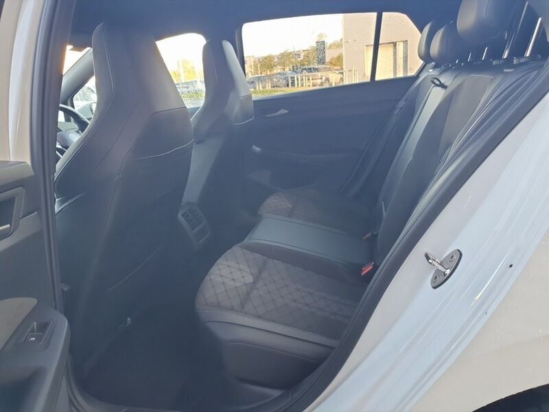 More views of Volkswagen Golf