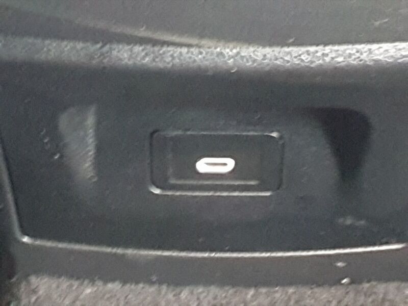 More views of Mercedes-Benz CLA