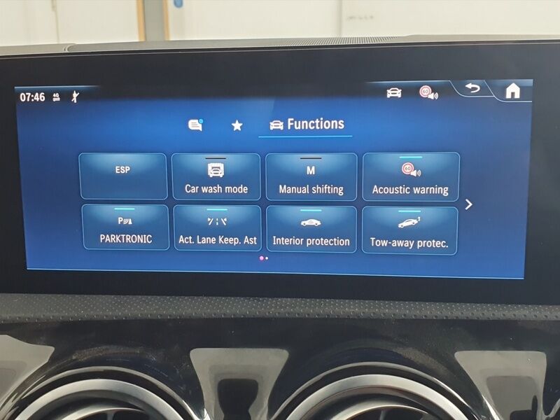 More views of Mercedes-Benz CLA
