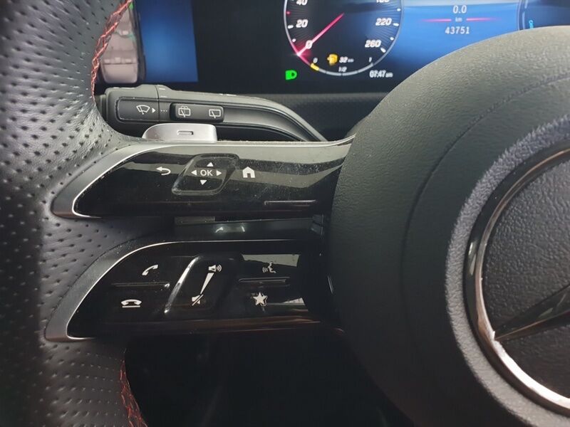 More views of Mercedes-Benz CLA