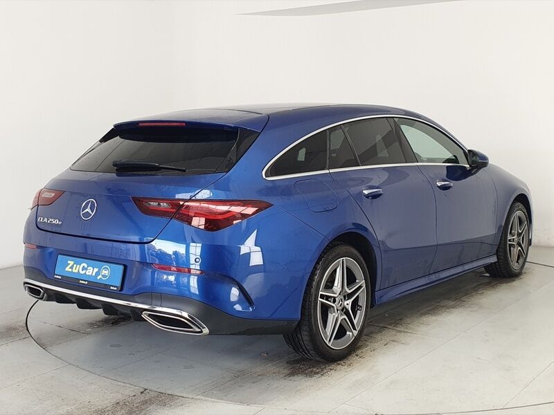 More views of Mercedes-Benz CLA